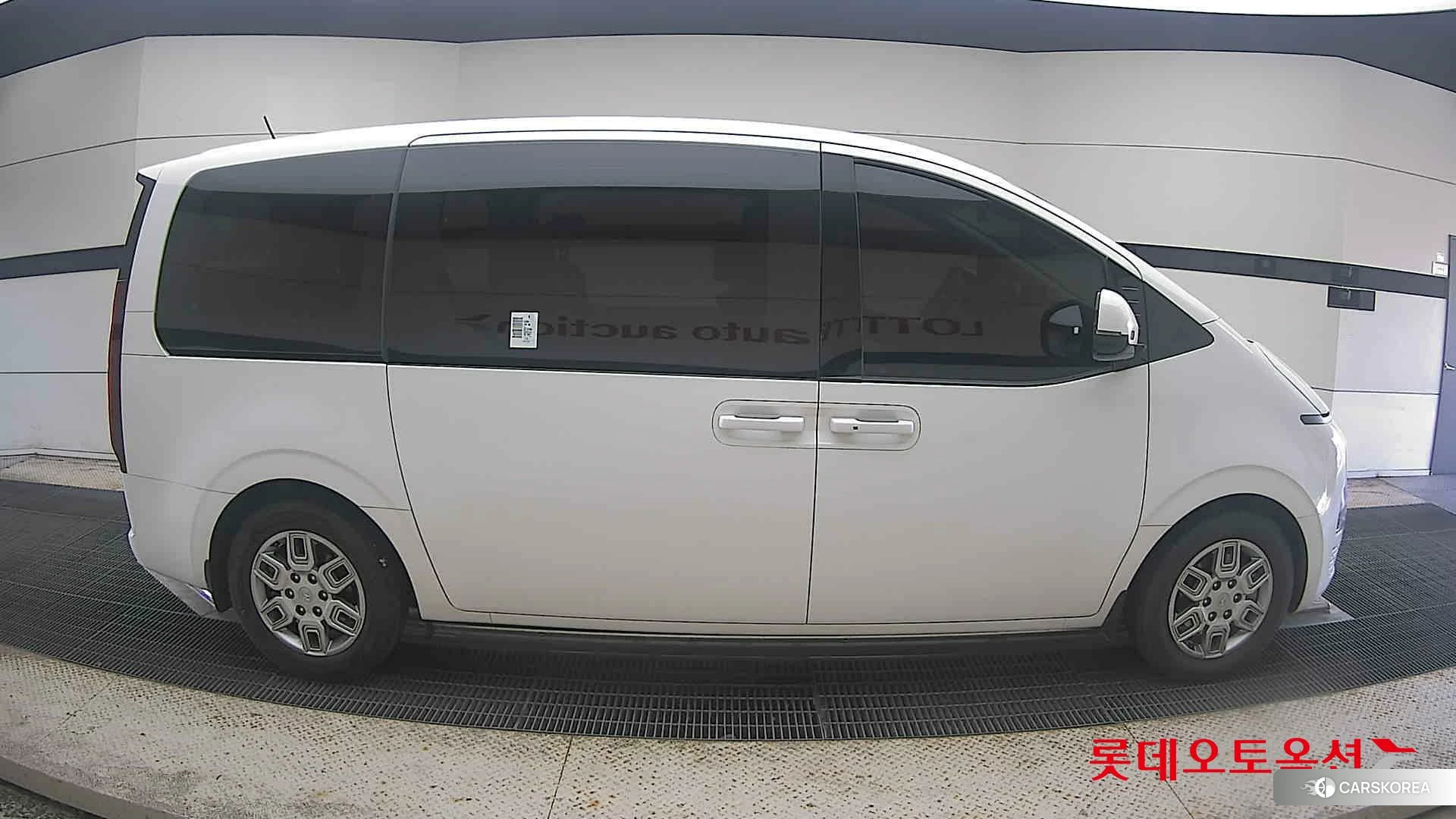 Hyundai Staria id 4902539 из Кореи 23