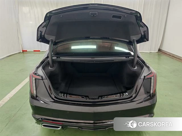 Cadillac CT5 id 4210805 из Китая 13