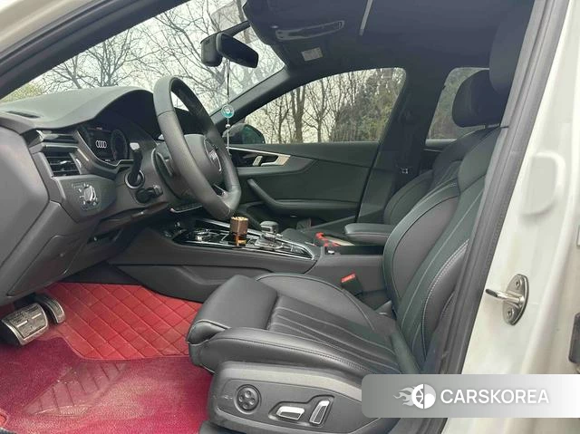 Audi A4L 2025 Белый из Китая, фото 3