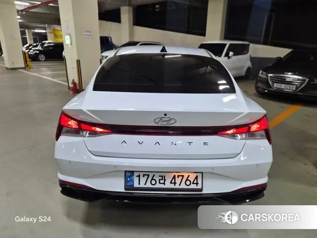 Hyundai Avante Hybrid (CN7) id 3354848 из Кореи 9