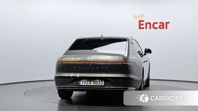 Hyundai Grandeur (GN7) id 3610698 из Кореи 13