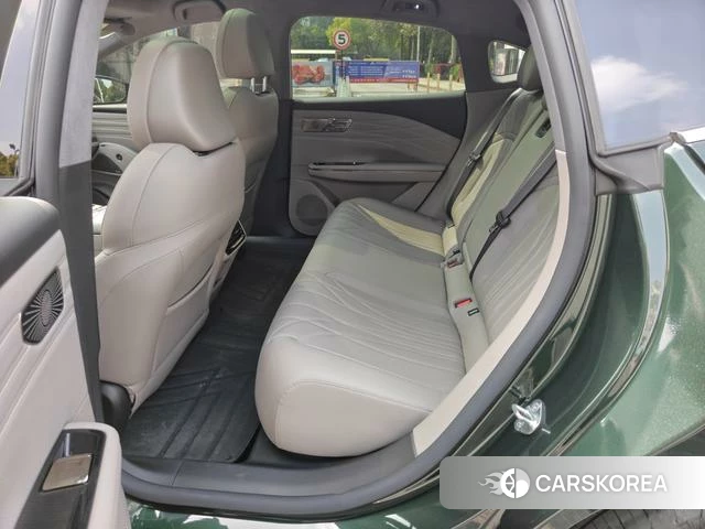 Geely Galaxy Galaxy Sparkle 8 PHEV 2025 Зеленый из Китая, фото 3