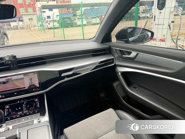 Audi A6L id 4328818 из Китая 12