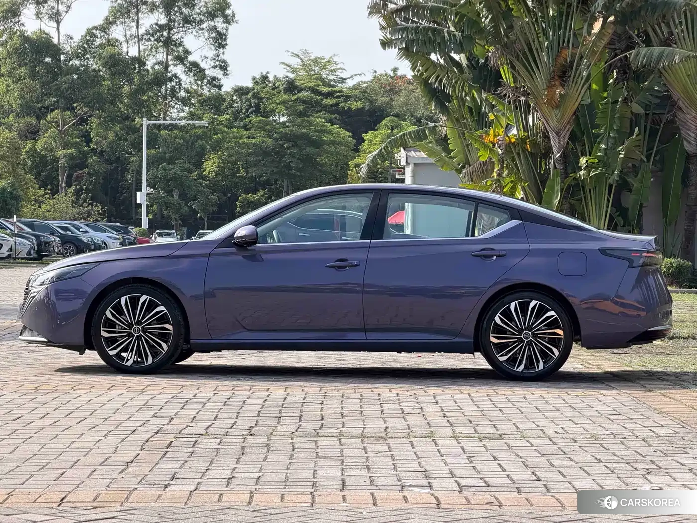 Nissan Altima id 4545896 из Китая 23