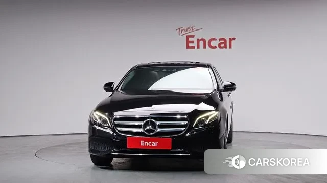 Mercedes-Benz E-Class W213 id 3672641 из Кореи 14