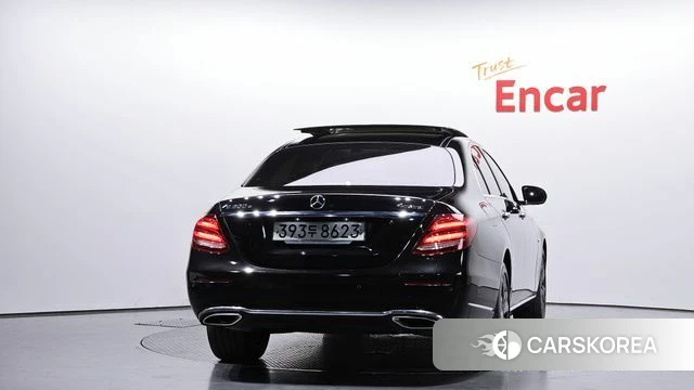 Mercedes-Benz E-Class W213 id 4310450 из Кореи 23