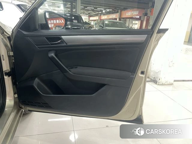 Volkswagen Bora id 4258262 из Китая 14
