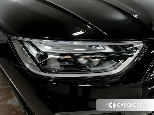 Audi Q5L id 4260947 из Китая 10