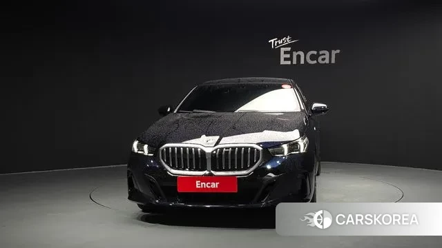 BMW 5 Series (G60) id 3031373 из Кореи 13