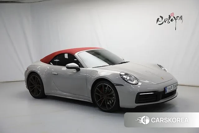 Porsche 911(992) id 3371107 из Кореи 8