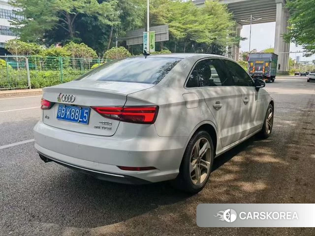 Audi A3 2019 Белый из Китая, фото 3