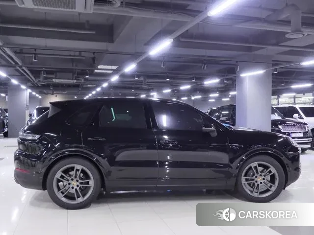 Porsche Cayenne (PO536) id 3649328 из Кореи 8