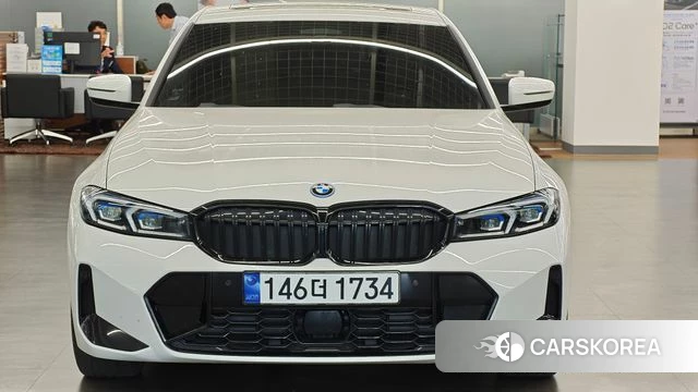 BMW 3 Series (G20) 2023 Белый из Кореи, фото 4