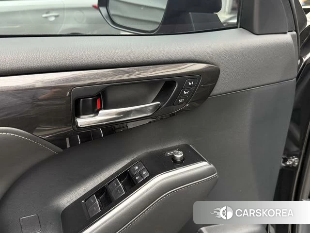 Toyota Crown Lufang id 4276563 из Китая 13