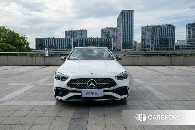 Mercedes-Benz Class C 2024 Белый из Китая, фото 3