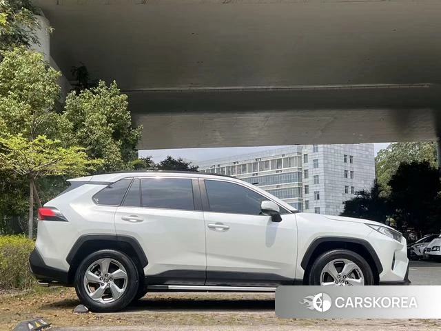 Toyota RAV4 Rongfang id 4278148 из Китая 15