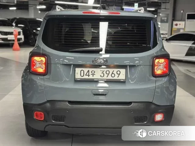 Jeep Renegade id 3669572 из Кореи 13