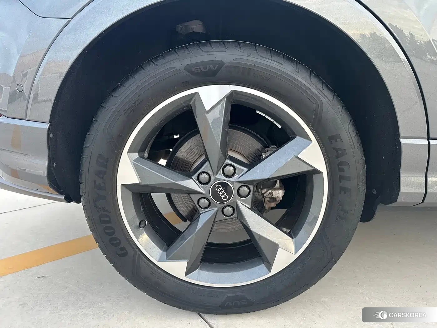 Audi Q3 2022 Silver/gray из Китая, фото 6