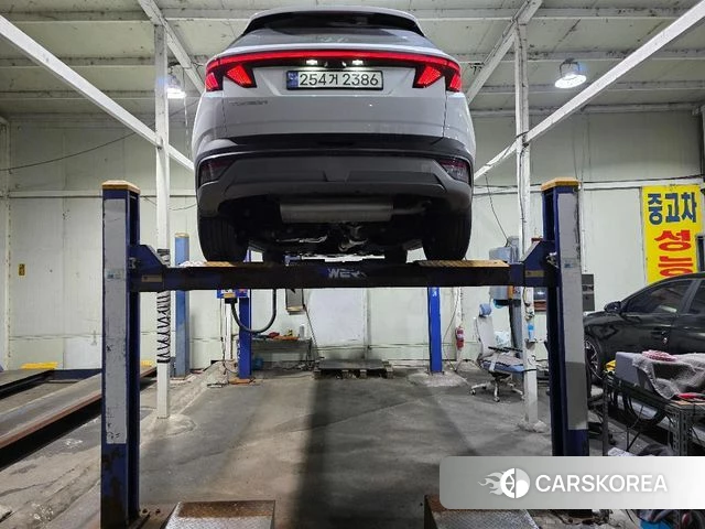 Hyundai The New Tucson (NX4) 2023 Белый из Кореи, фото 3