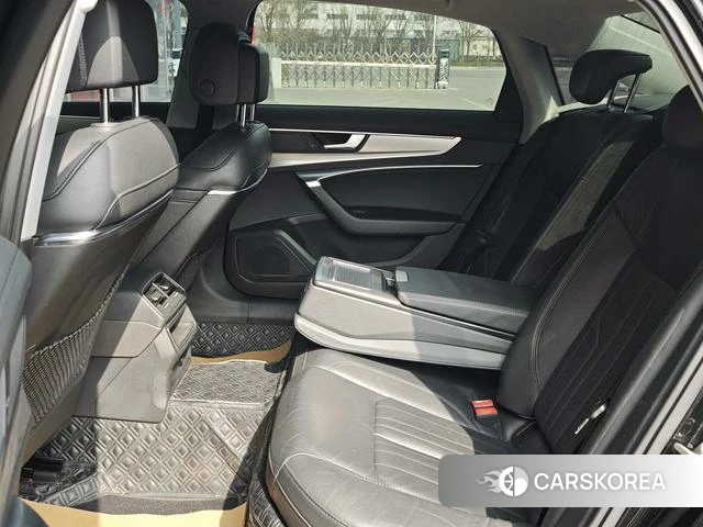 Audi A6L 2019 Черный из Китая, фото 3