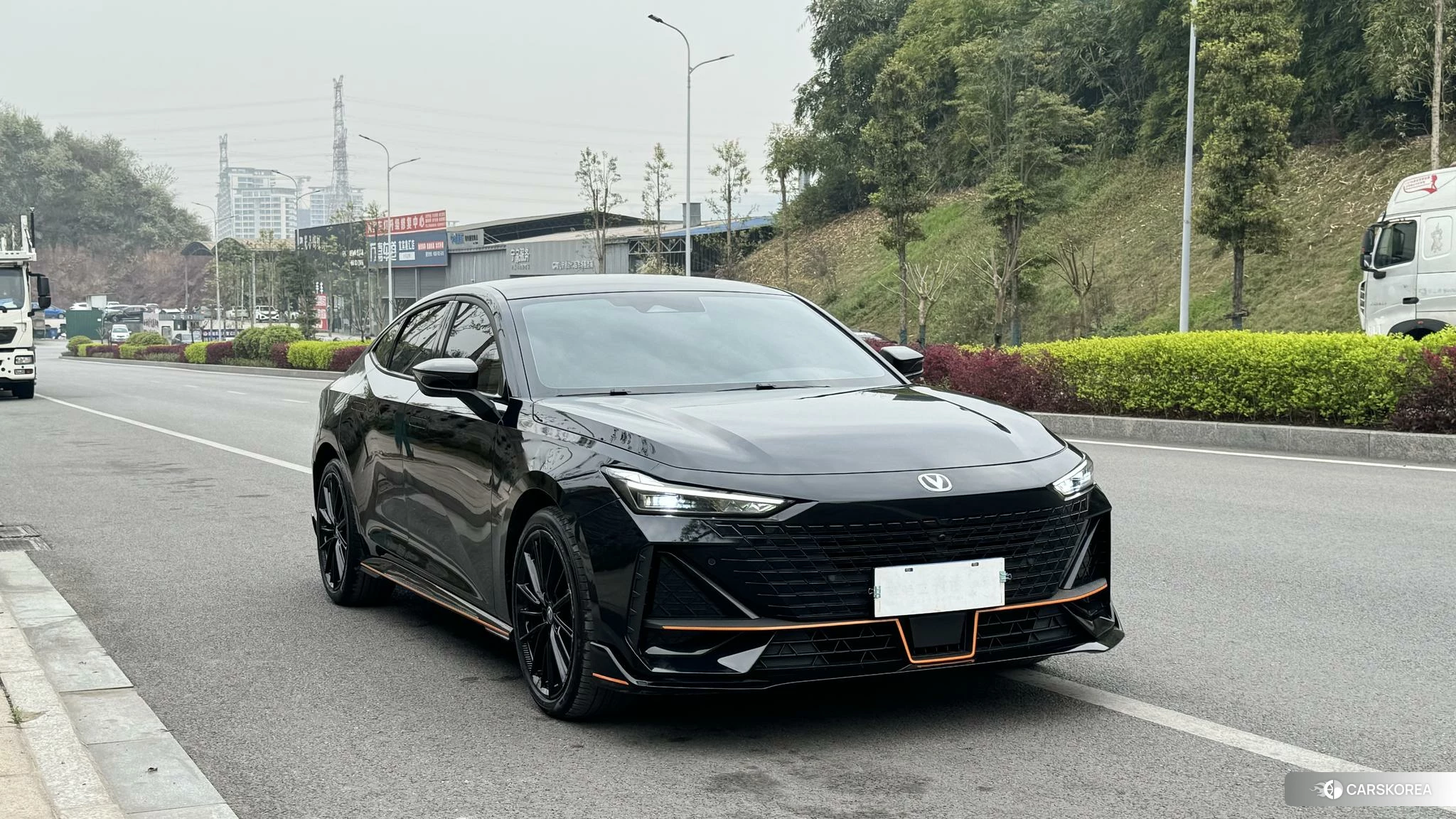 Chang'an UNI-V 2023 Черный из Китая, фото 3
