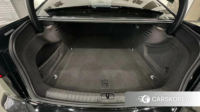 Audi A6L id 4207623 из Китая 11