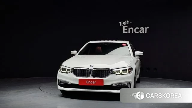 BMW 5 Series (G30) id 3484976 из Кореи 13