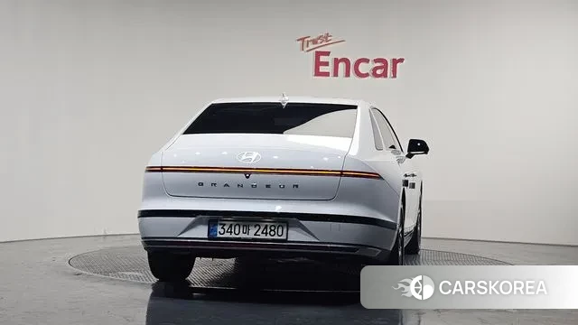 Hyundai Grandeur (GN7) id 3452027 из Кореи 13