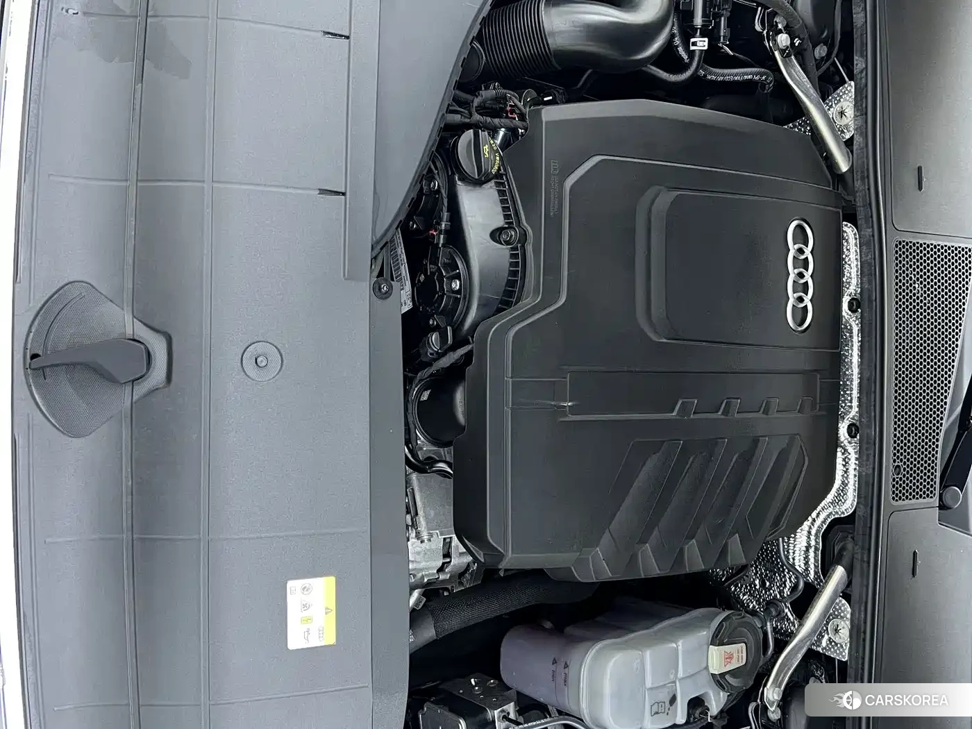 Audi A7L id 4686213 из Китая 12