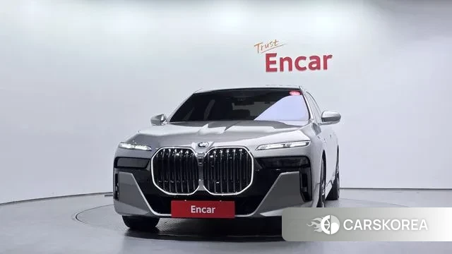 BMW 7 Series (G70) id 3347291 из Кореи 13