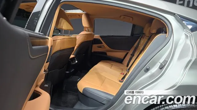 Lexus ES300h 7th generation id 2687796 из Кореи 13