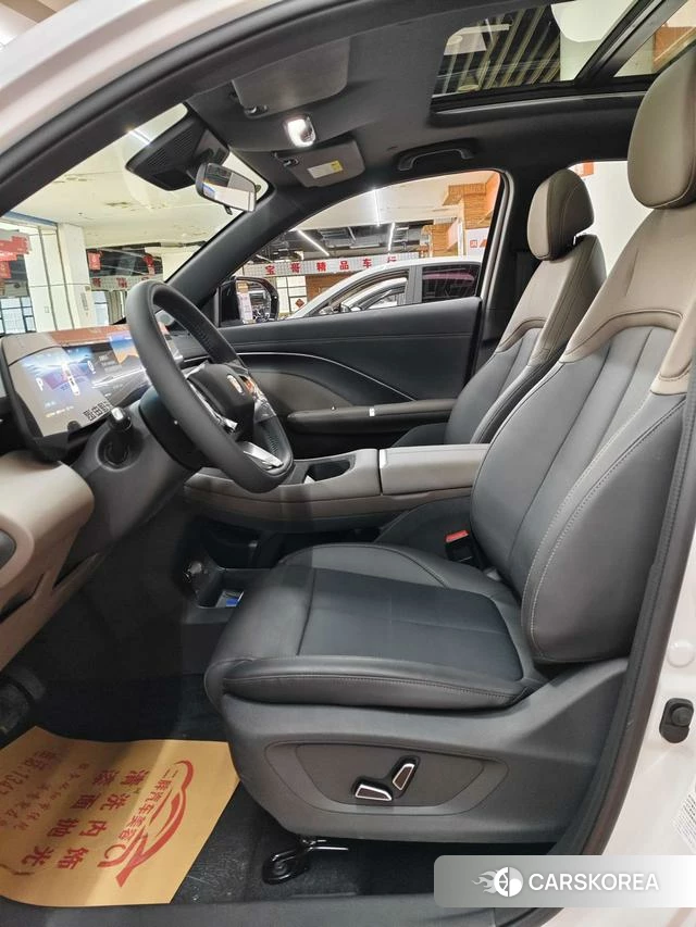 Chang'an CS55 PLUS PHEV 2026 Белый из Китая, фото 3