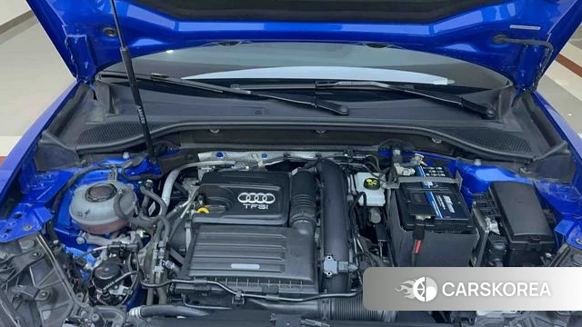 Audi Q2L id 4336096 из Китая 14