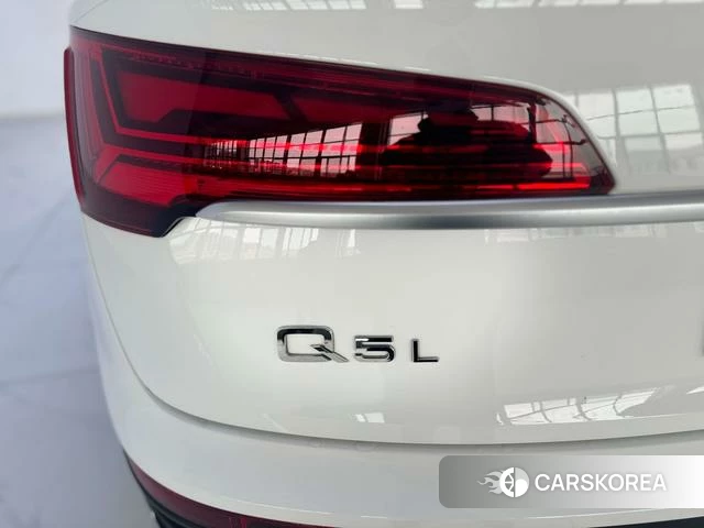 Audi Q5L Sportback 2023 Белый из Китая, фото 6