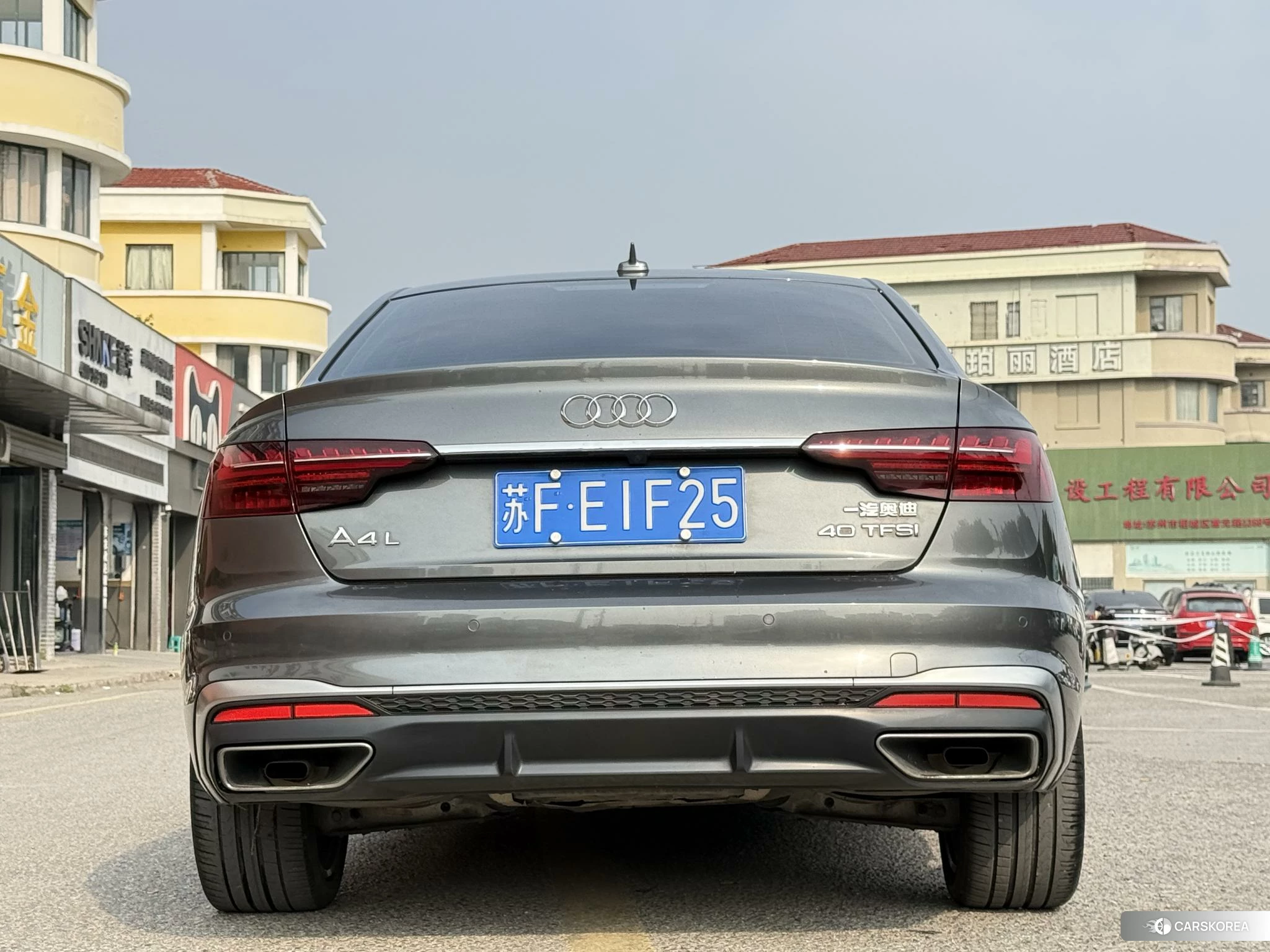 Audi A4L id 4407208 из Китая 9