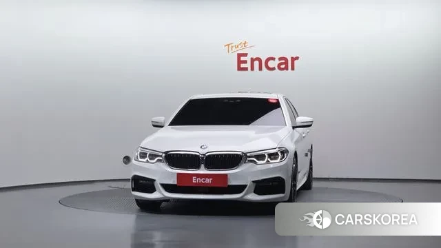 BMW 5 Series (G30) id 3307940 из Кореи 13