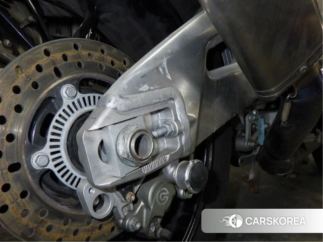 Aprilia RSV4R id 3939573 из Японии 19