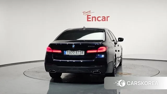 BMW 5 Series (G30) id 3016325 из Кореи 13