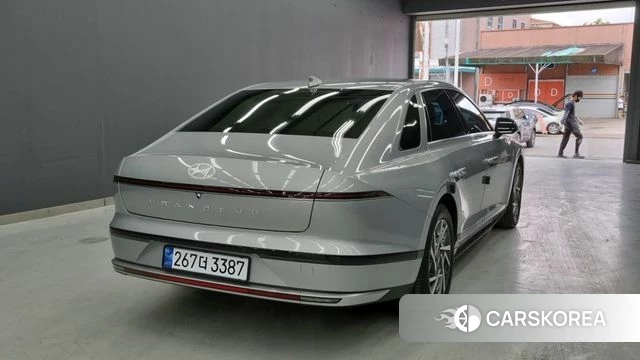 Hyundai Grandeur (GN7) id 4354109 из Кореи 11