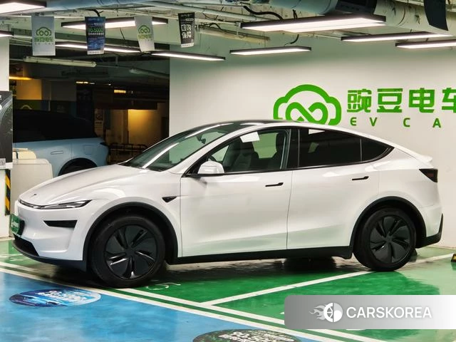 Tesla Model Y id 4209061 из Китая 14