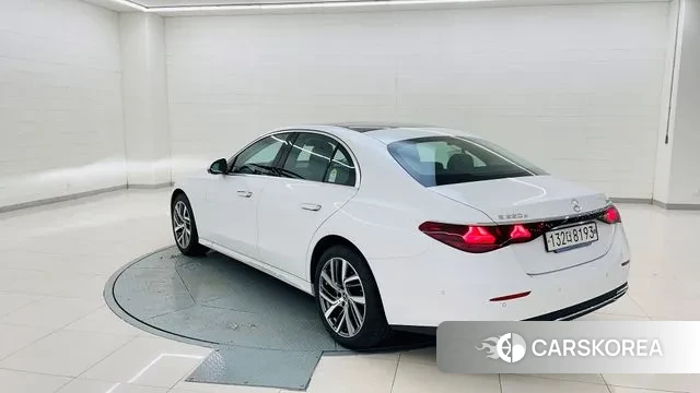 Mercedes-Benz E-Class W214 id 2925380 из Кореи 13