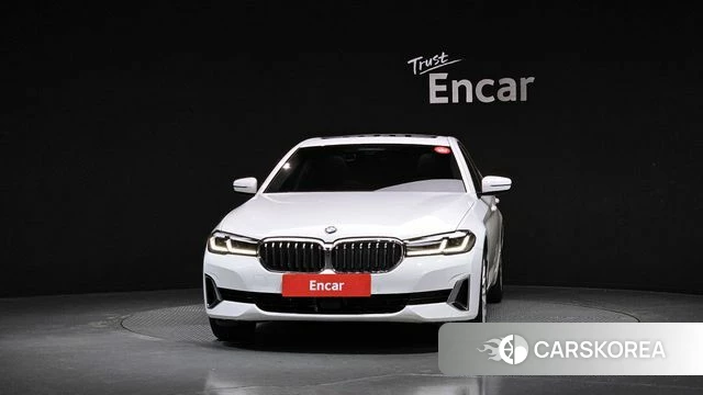 BMW 5 Series (G30) id 3795042 из Кореи 13
