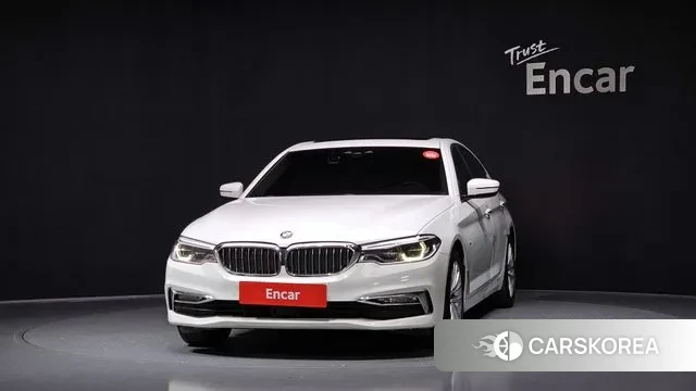 BMW 5 Series (G30) id 3403165 из Кореи 13