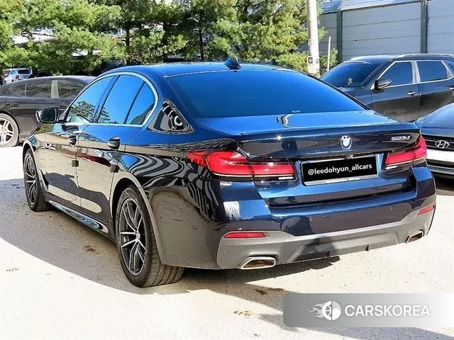 BMW 5 Series (G30) id 3644111 из Кореи 13