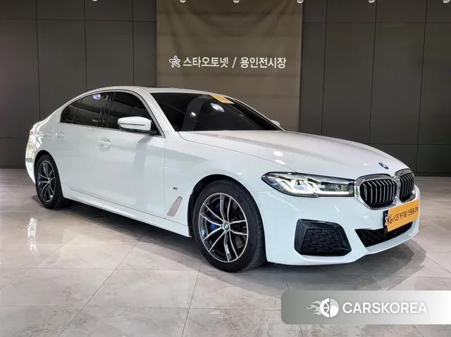 BMW 5 Series (G30) id 2915243 из Кореи 13