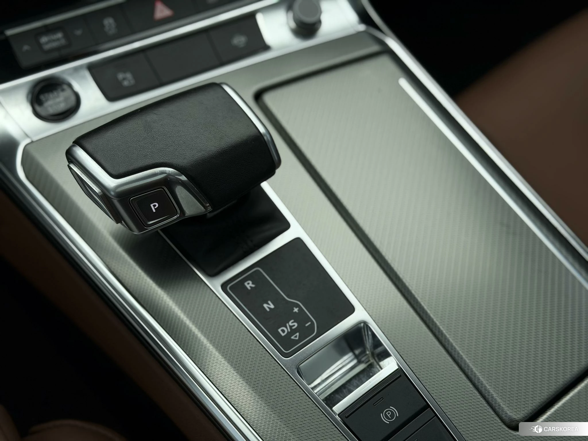 Audi A6L id 4479300 из Китая 8