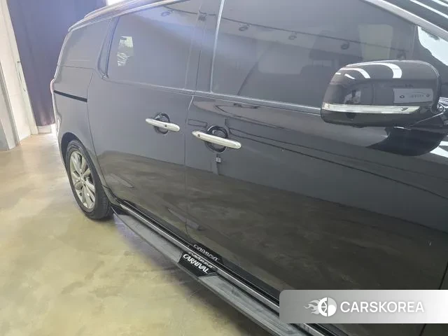 Kia The New Carnival id 3013912 из Кореи 12