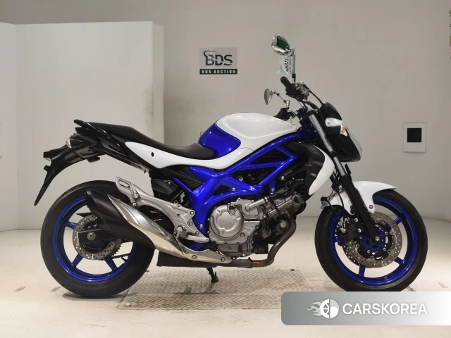 Проданный Suzuki GLADIUS 400 2011 из Японии