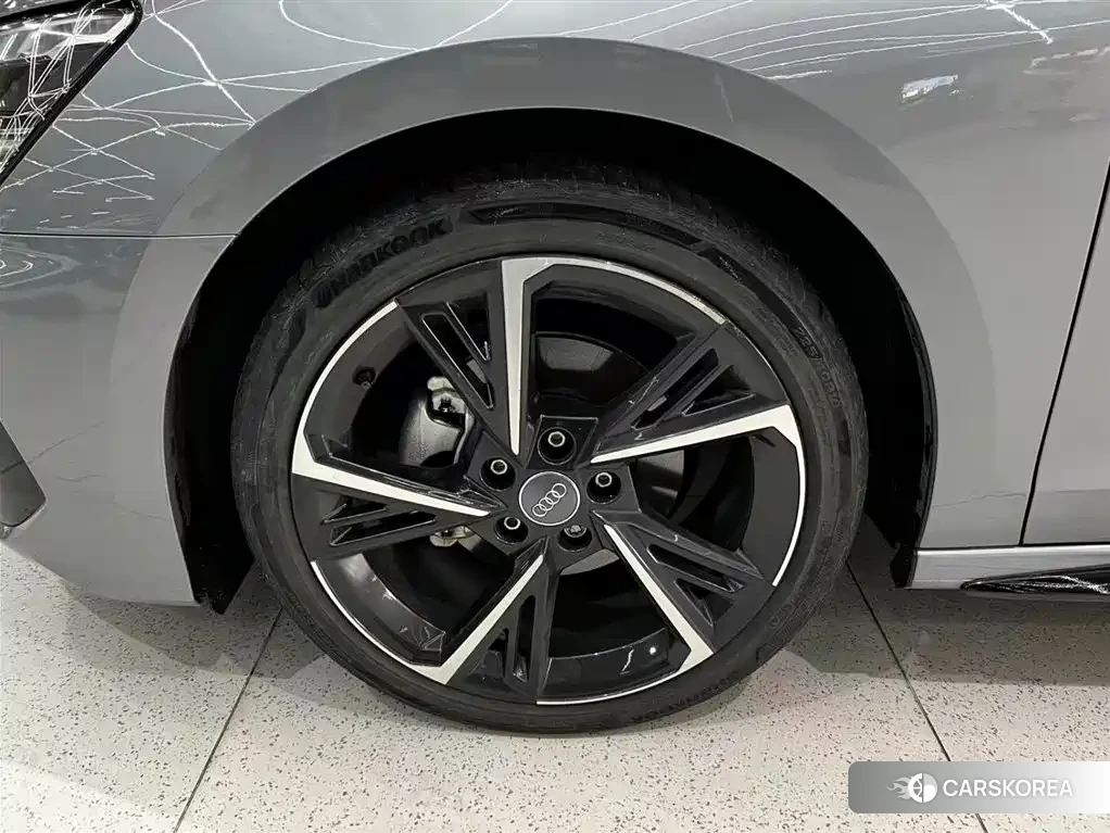 Audi A3 id 4559857 из Китая 8