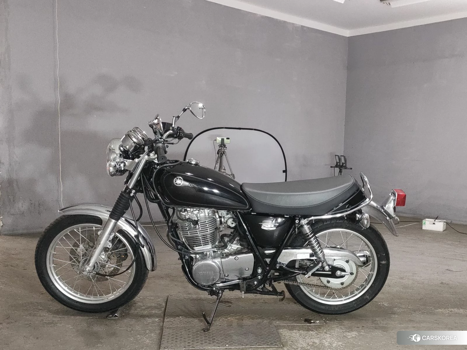 Yamaha SR 400 2019 из Японии, фото 2